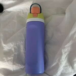 Used Owala 24oz water hottle in retro boardwalk